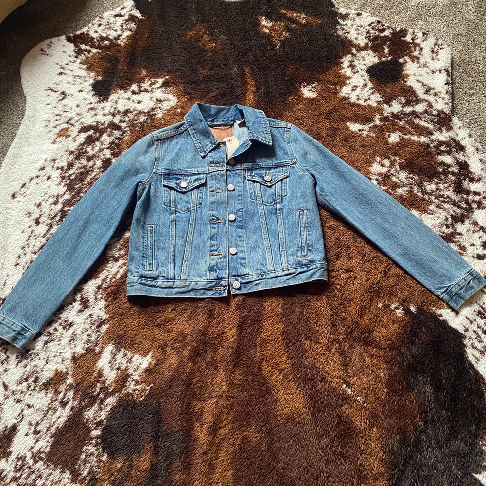 Levi’s Size Small Jean Jacket